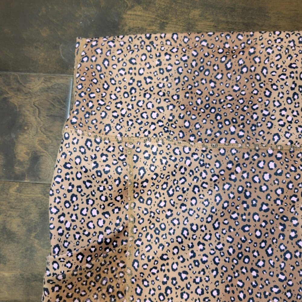 Fabletics Leopard Print Leggings - Picture 4 of 10